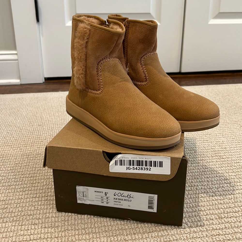 Olukai Pa’ina Hulu size 6.5